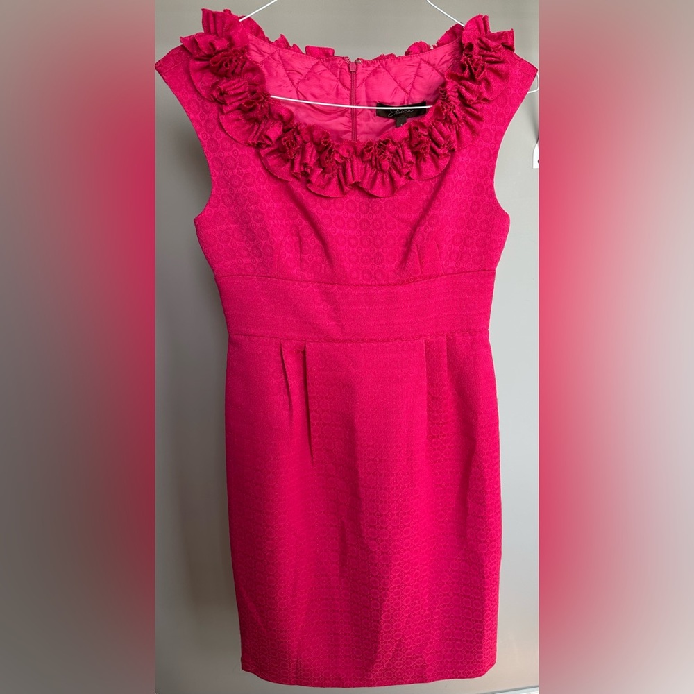JESSICA pink, size 6, cap sleeve knee length decorative neckline dress